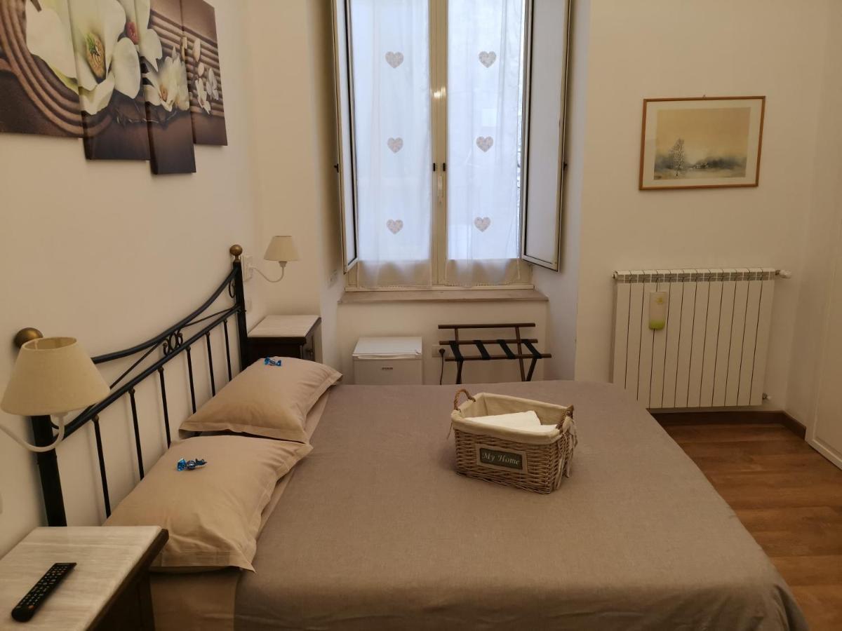 Napoli Pietrasanta Lt Bed & Breakfast Ngoại thất bức ảnh
