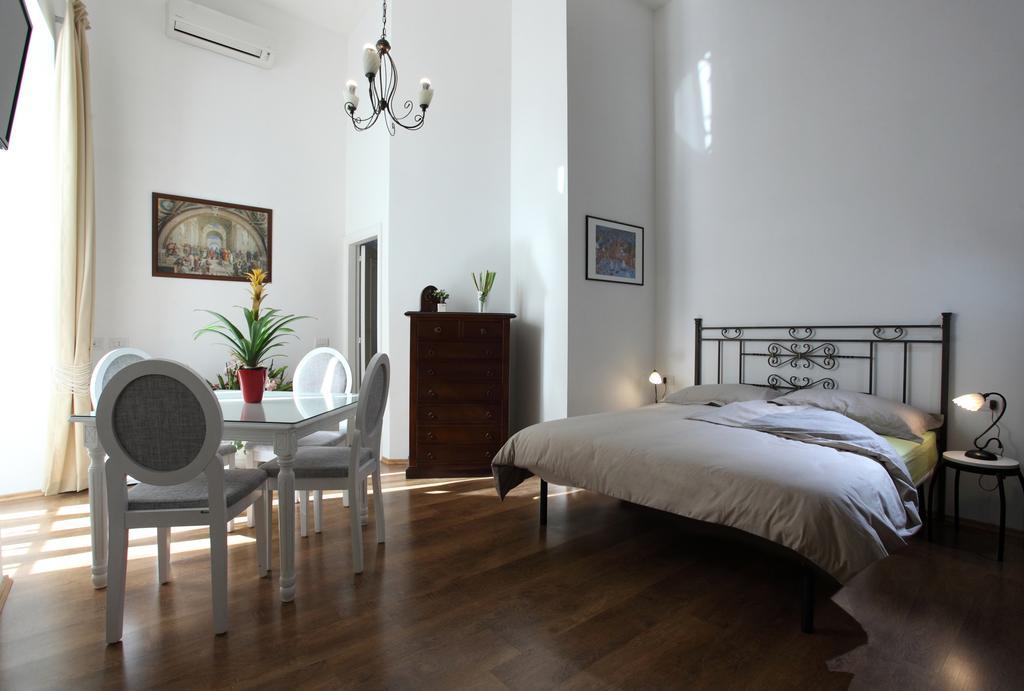 Napoli Pietrasanta Lt Bed & Breakfast Ngoại thất bức ảnh
